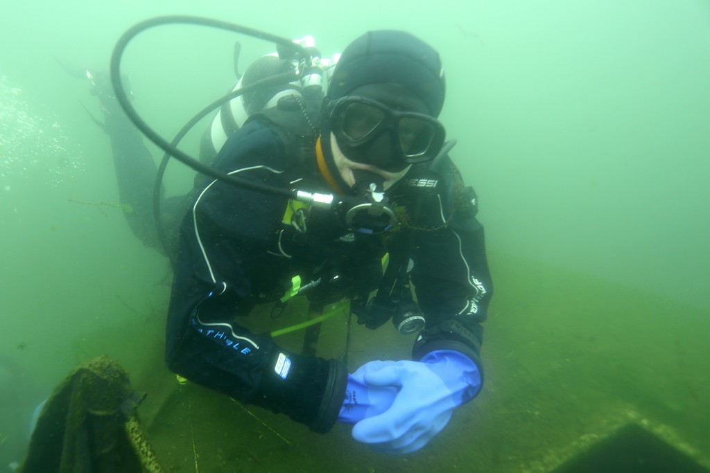 Waterproof D9